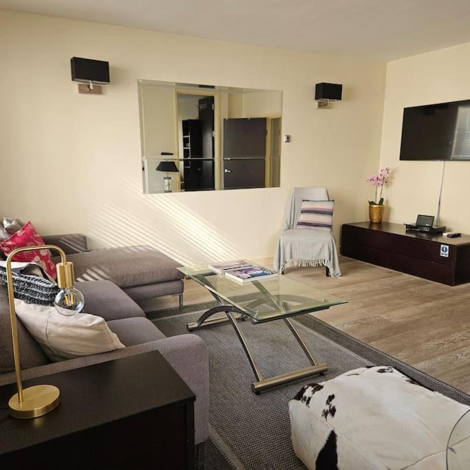 Spacious Two Bedroom In South Kensington Londres